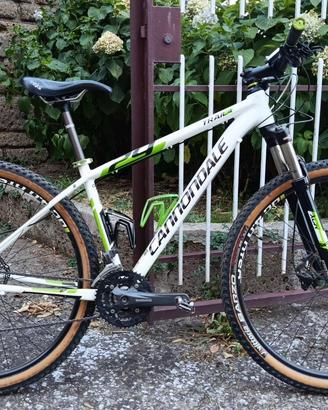 Bici cannondale trail 4
