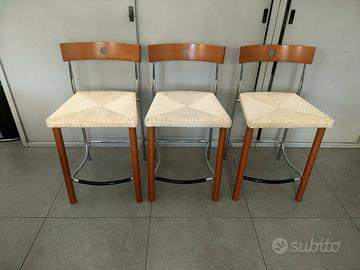 Set di 3 sgabelli alti in legno, metallo e seduta