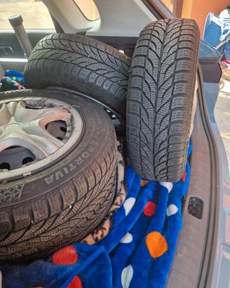 set gomme invernali 175/65 R14 82T