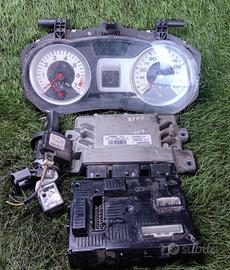 KIT CHIAVI CENTRALINA MOTORE RENAULT Clio Serie 82