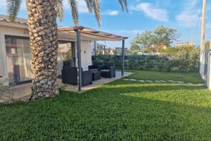 Villetta a pochi passi dal mare