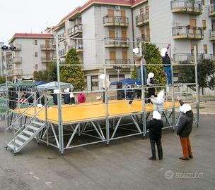 Palco modulare per eventi 8x6 regolabile altezza