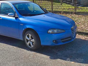 Alfa 147 Blacktopline 1,9 JTD  120 CV Turbo diesel