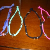 10 braccialetti in fettuccia