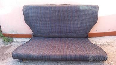 seduta posteriore panda