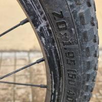 Bicicletta pieghevole 20" nera usata 