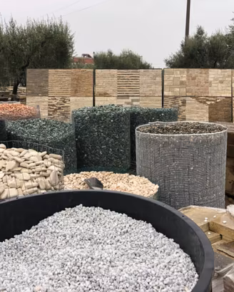 Ciottoli di pietra naturale selezionata