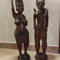 Statuette in legno