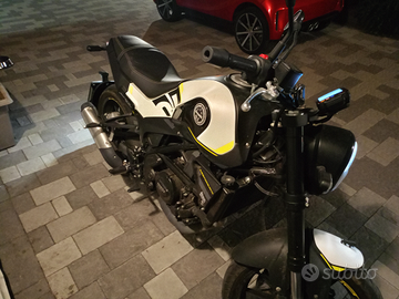 Moto Benelli Leoncino 250