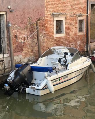 Sessa Oyster 18 + Suzuki 140 CV 2025 – 68 ore Ve