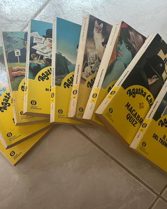 9 gialli Agata Christie Oscar Mondadori