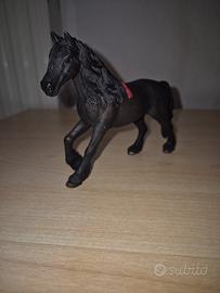 Cavallo Frison Schleich