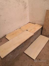 piastrelle in marmo e davanzali 