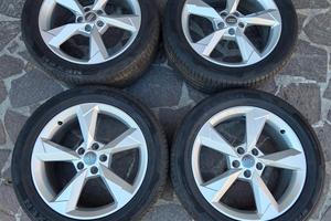 Cerchi e gomme Audi Q3 Sportback da 19"  