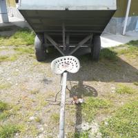 Carretto agricolo /ribaltabile a mano