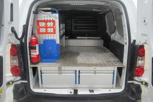 Peugeot Partner 1.6 hdi 3 Posti OFFICINA MOBILE