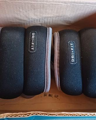 Lotto Fitness completo: Polsiere Nike + Cavigliere