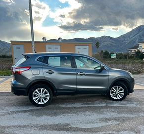 Qashqai 1.5 dci con distribuzione ok e tagliando