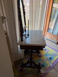 Toilette d’epoca in legno con ripiano in marmo