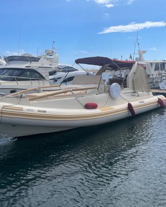 Solemar 32 N&D con 2x 250 Hp Yamaha