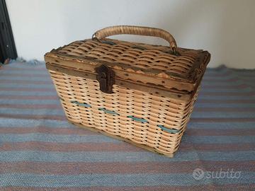 Cestino bauletto vintage in paglia intrecciata
