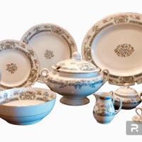 Servizio di piatti Royal Worchester