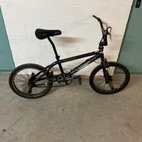 Bici BMX kannibal