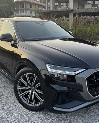 Audi Q8 50 TDI 286 CV quattro S Line