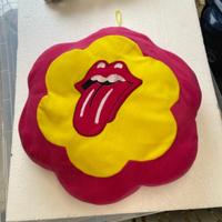 Cuscino con linguaccia