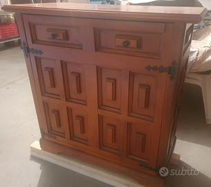 Mobile in legno multiuso