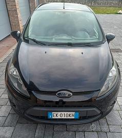 FORD Fiesta 6ª serie - 2011 ok neopatentati