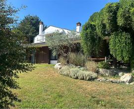 Villa a Sesto Calende