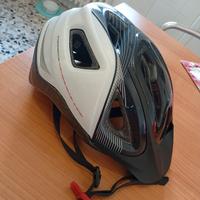 Casco b'twin basico nuovo 