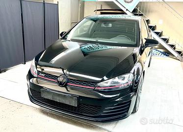 Volkswagen Golf GTI 2.0 TSI 3p.