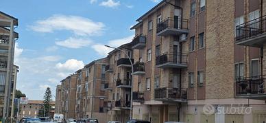 App.to ristrutturato con box - Zona semicentrale