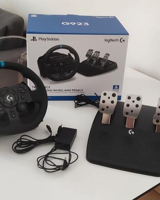 Volante e pedaliera Logitech g923 - Ps5, PC.