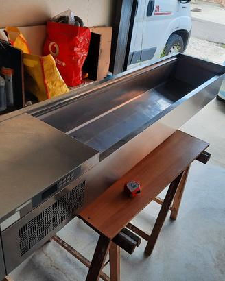 frigo vetrina ingredienti pizzeria