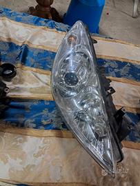 Fari peugeot  307 anno 2006