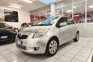 Toyota Yaris 1.3 5 porte Sol