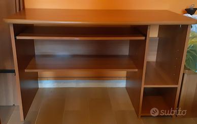 Scrivania 