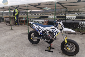 Motard Husq Fs 450 permuta Yamaha r3 r7