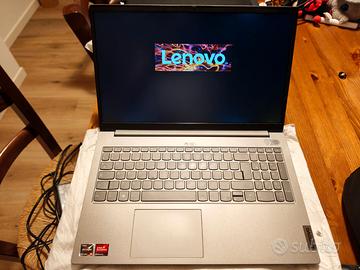 Notebbok Ryzen 5 5500u 16Gb 240Gb nVME Win 11 Pro