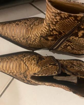 *scarpe* Stivali pitone