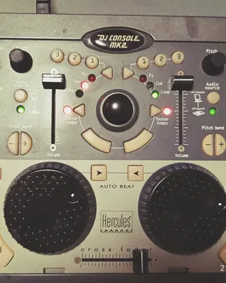 Dj Hercules MK2 controller