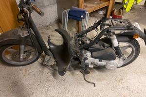 Scooter aprilia scarabeo