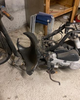 Scooter aprilia scarabeo