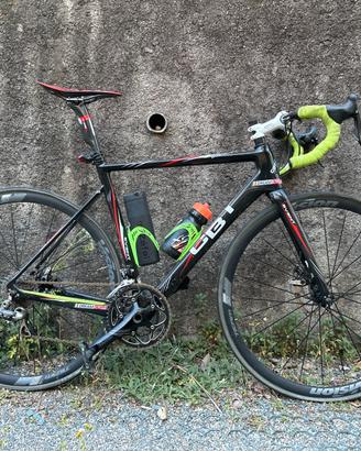 Bici da corsa CBT in carbonio