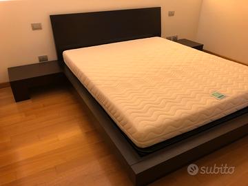 Letto matrimoniale contenitore con comodini