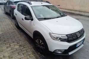 stepway dacia dCi 95cv–BIANCO 71.300km diesel