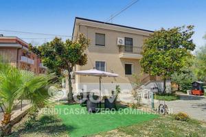 Villa di 100 m² con 3 locali a Chiaravalle